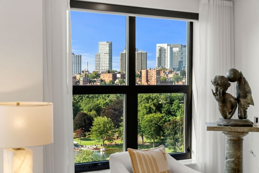 300 Boylston St Unit: PH1201