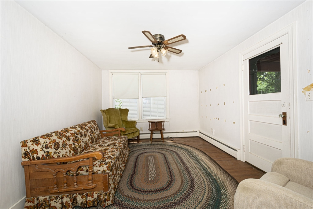 12 Fairground Rd