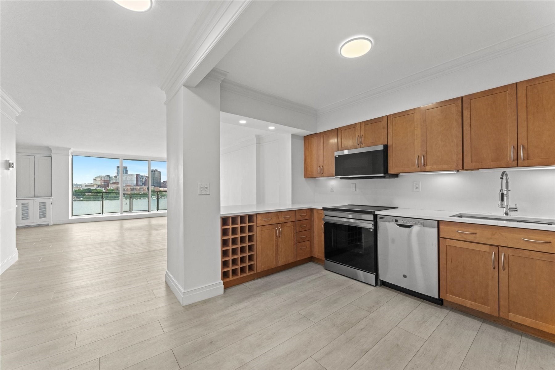 330 Beacon St # 114