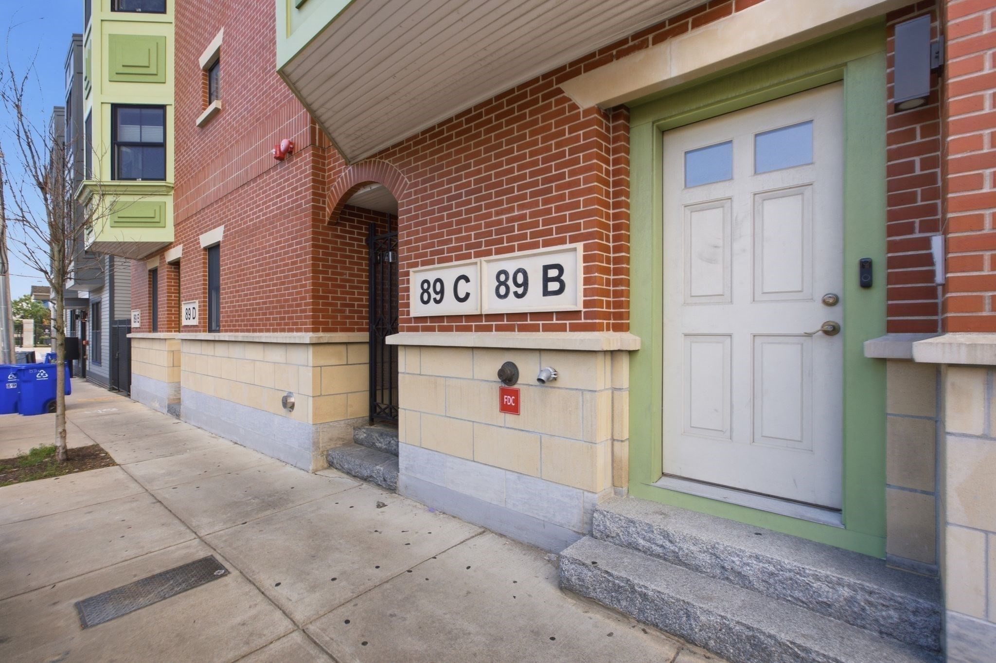 89 Prescott St # B