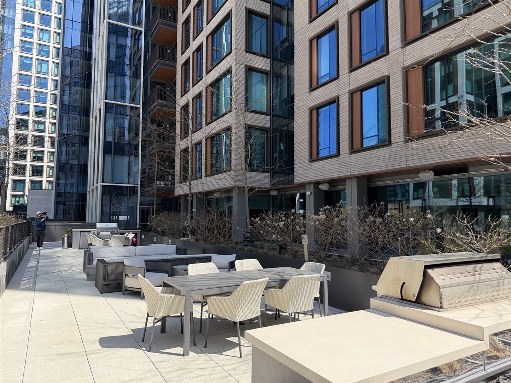 135 Seaport Blv., # 2201
