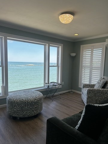 16 Gunrock Ave Unit: WINTER