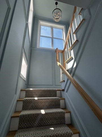 16 Gunrock Ave Unit: WINTER