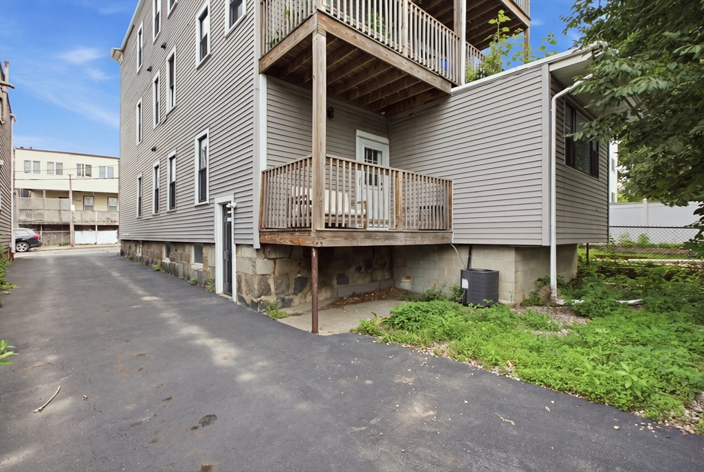 447 Frankfort St # 1