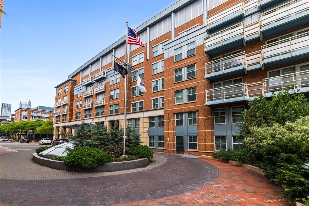3 Battery Wharf # 3501