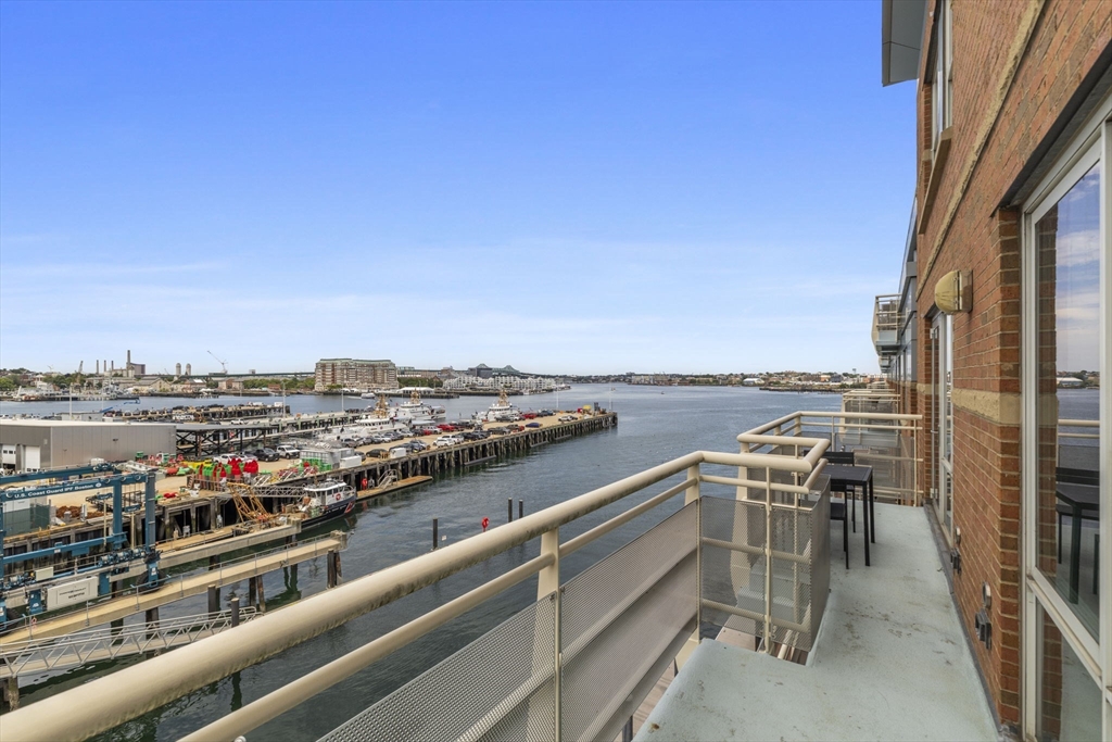 3 Battery Wharf # 3501