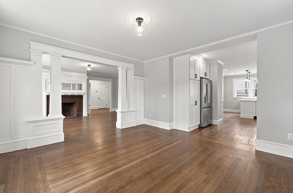 4 Pondview Ave # 1