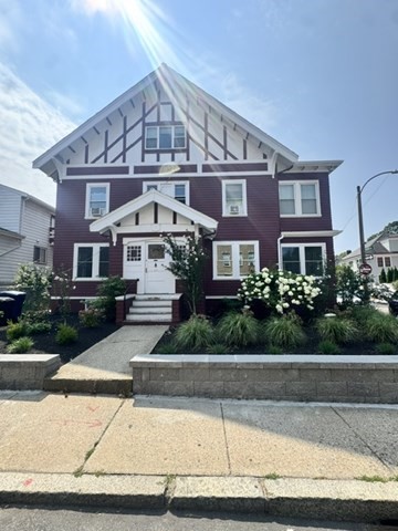 4 Pondview Ave # 1