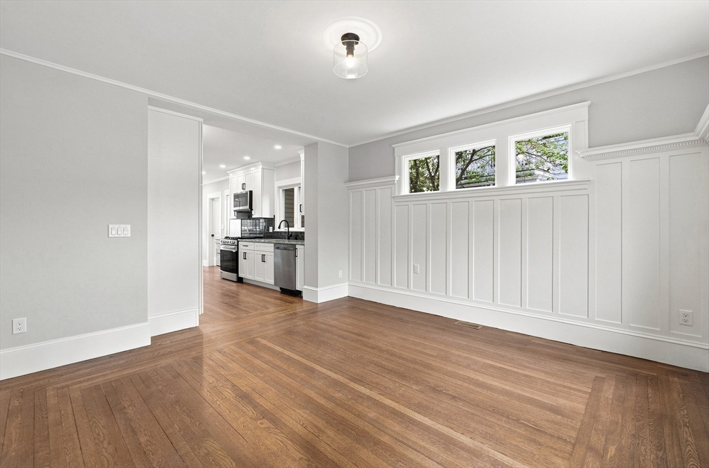 4 Pondview Ave # 1