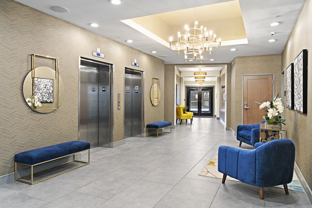 175 North Ave # 302