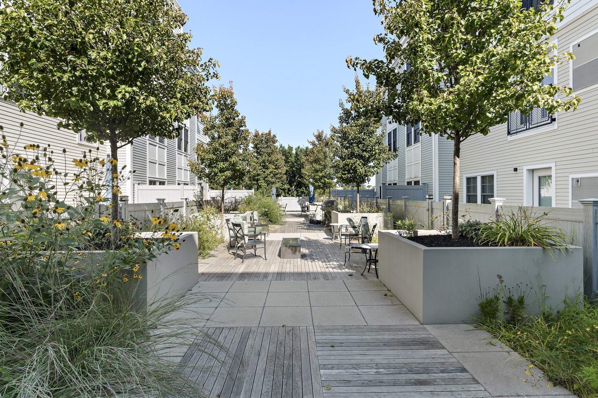 175 North Ave # 302