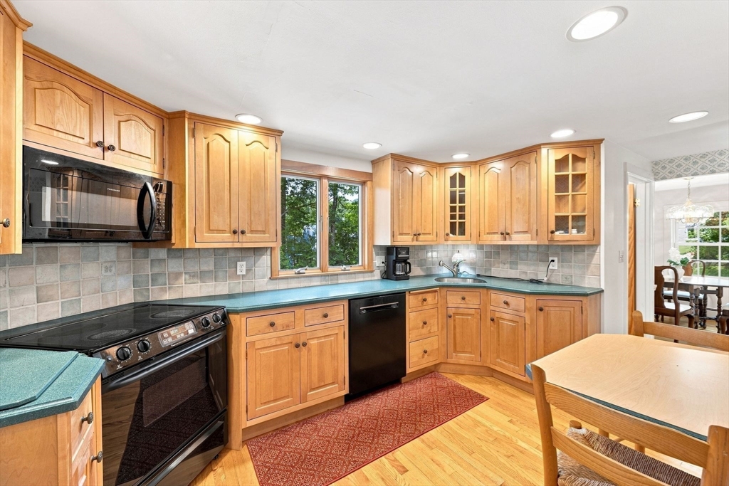 6 Cedarview Rd