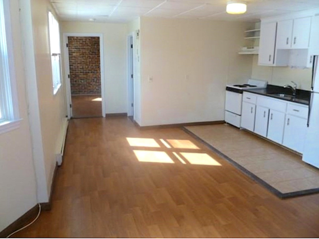 265 Dorchester St # 3