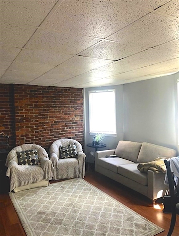 265 Dorchester St # 3