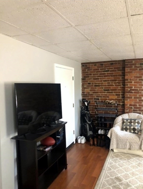265 Dorchester St # 3