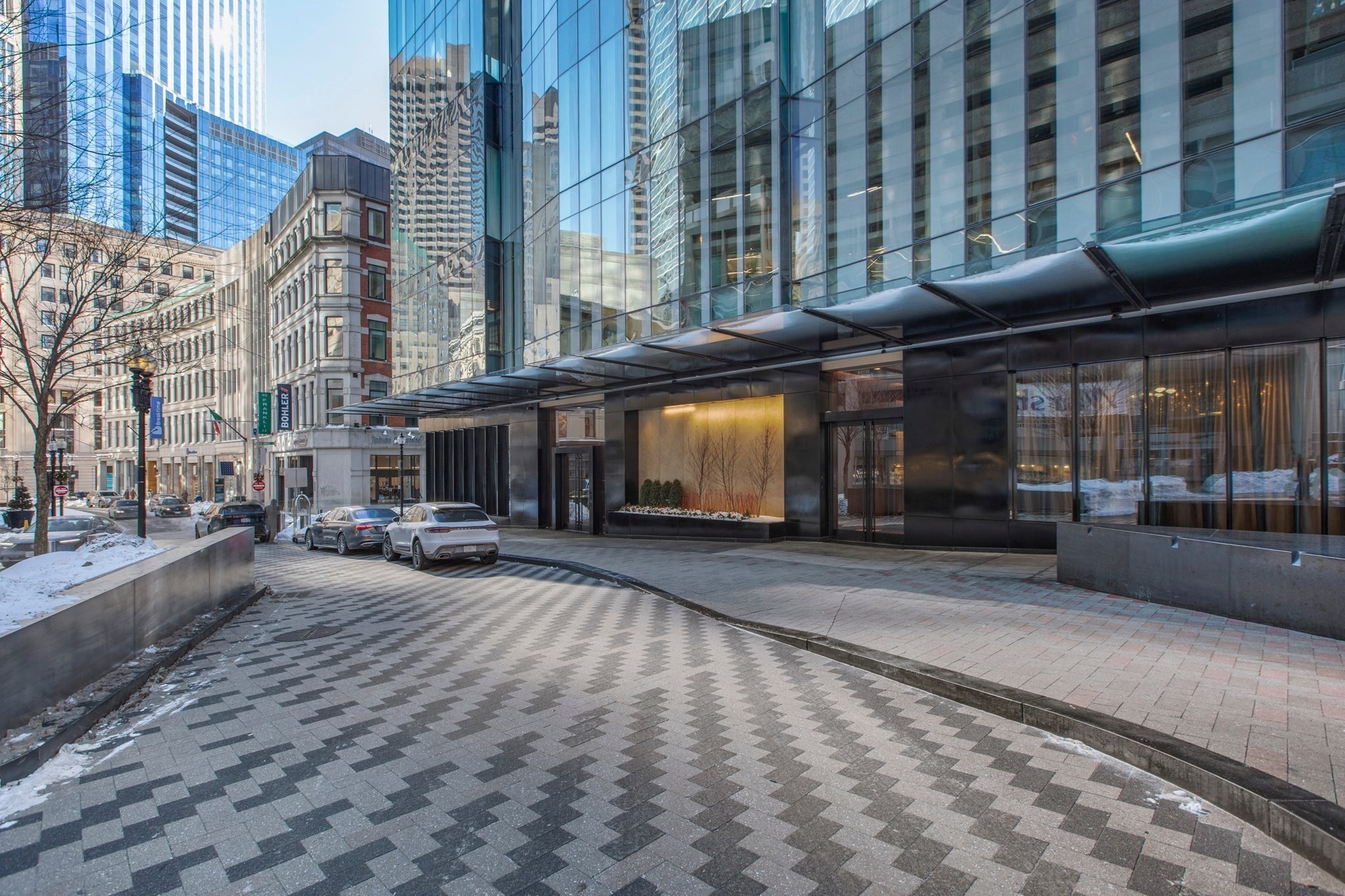 1 Franklin St # 2604