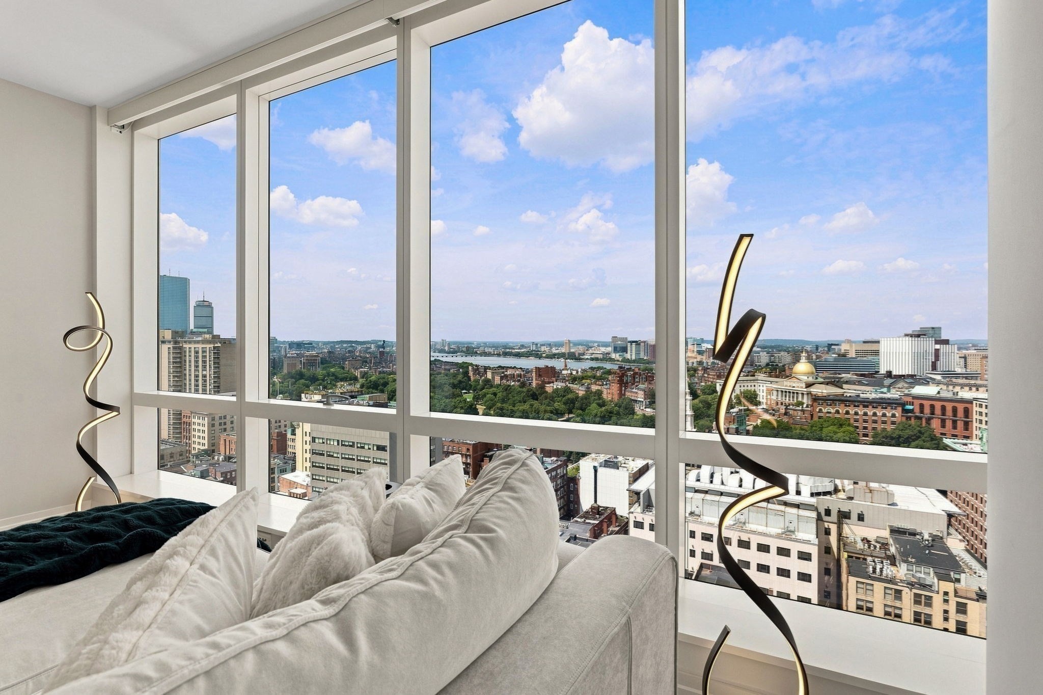 1 Franklin St # 2604