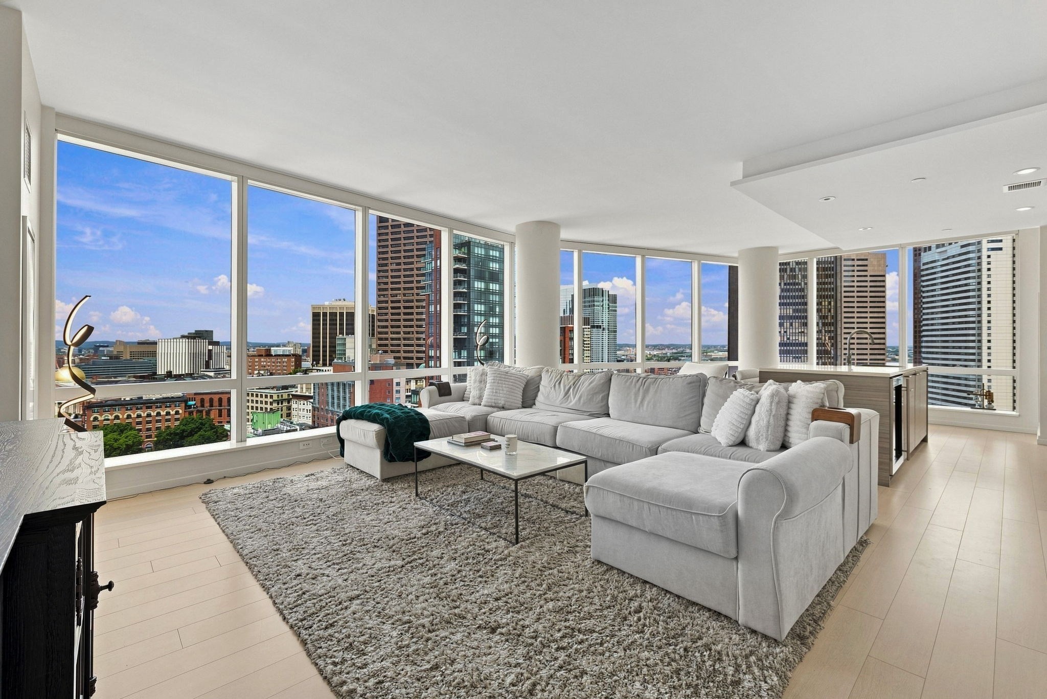 1 Franklin St # 2604
