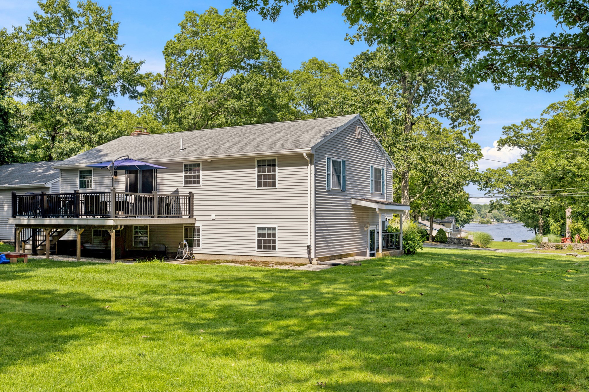 19 Sawdy Pond Avenue