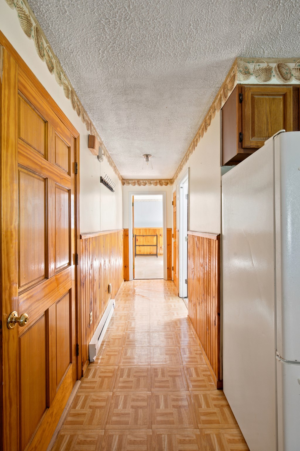 19 Sawdy Pond Avenue
