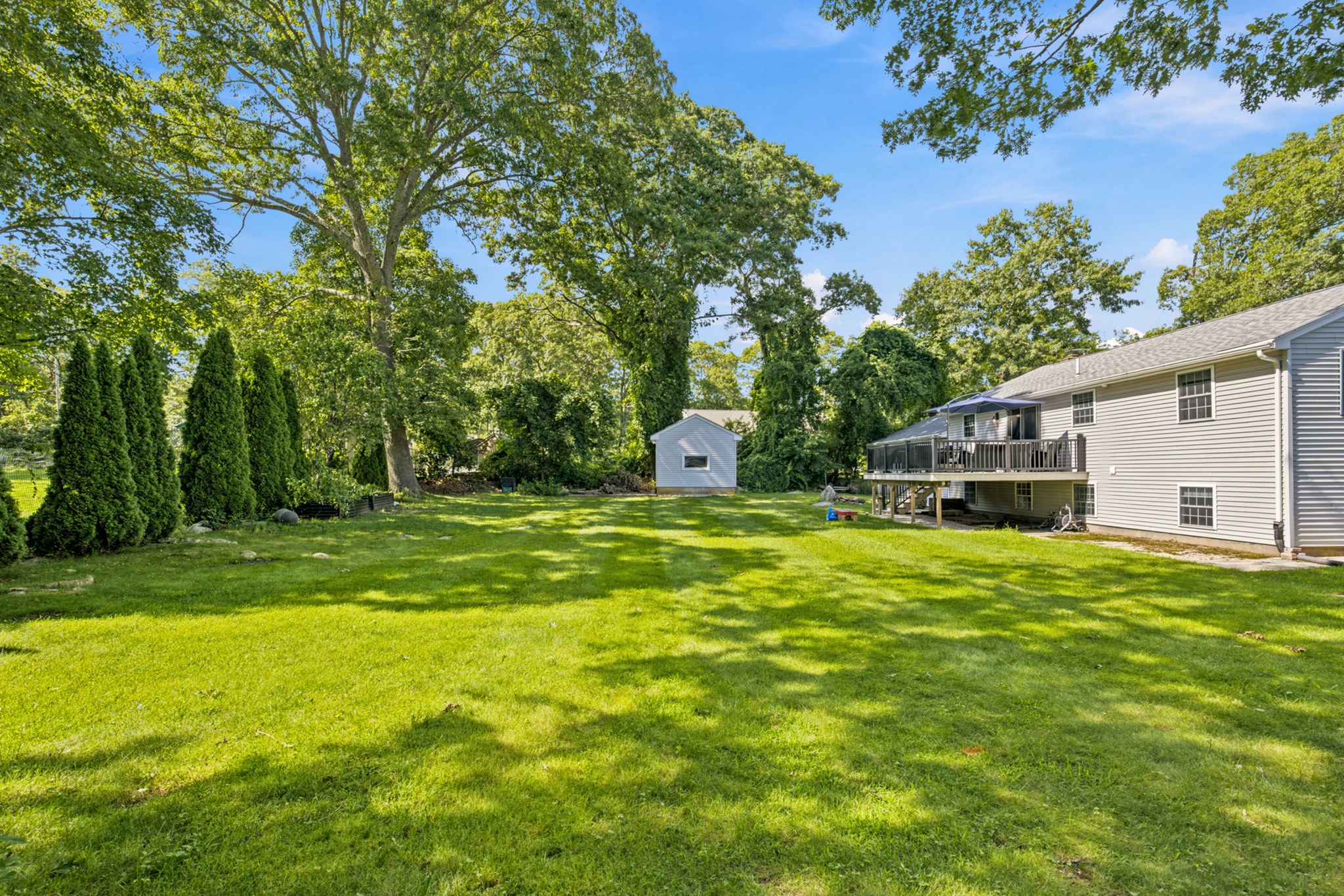 19 Sawdy Pond Avenue