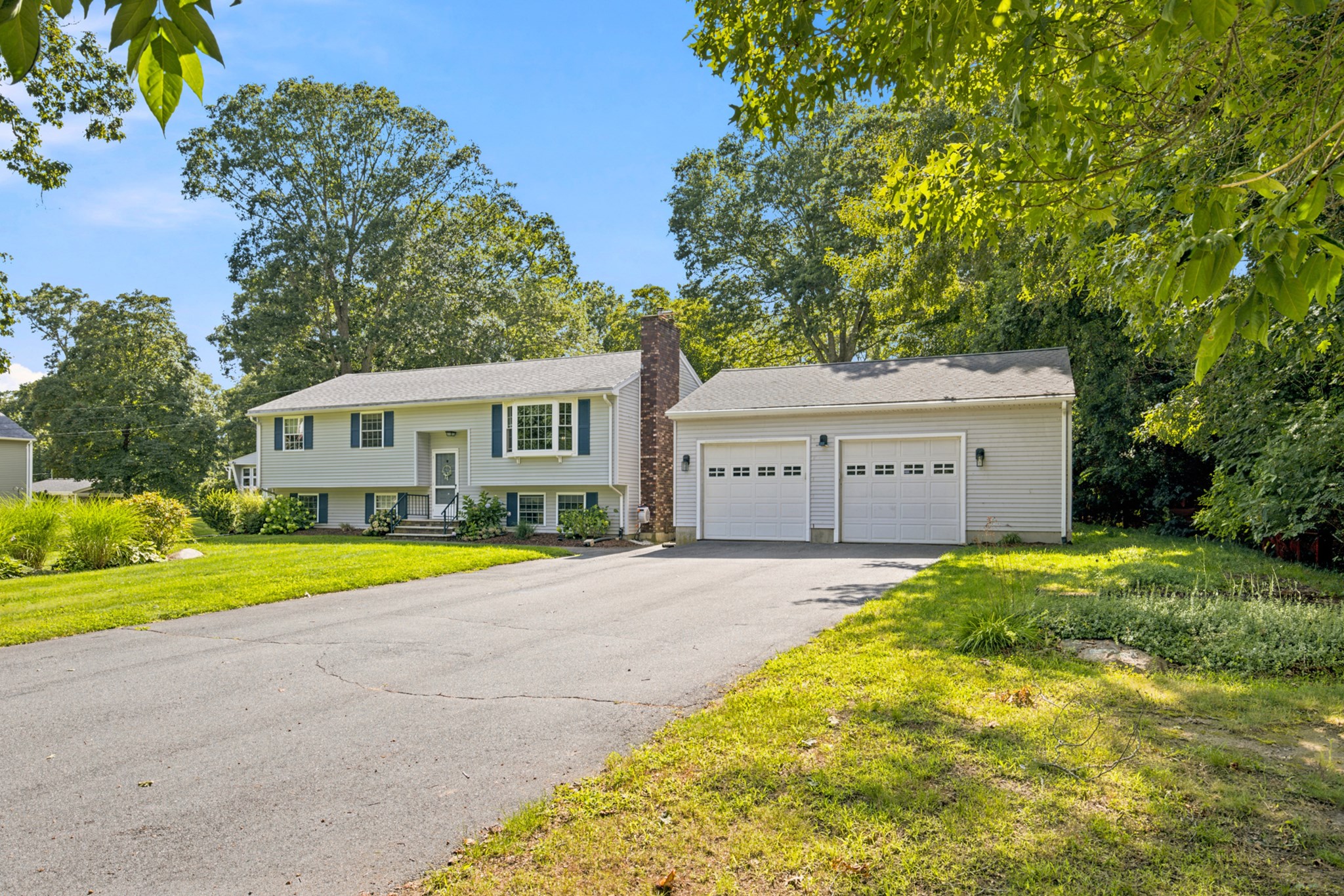 19 Sawdy Pond Avenue