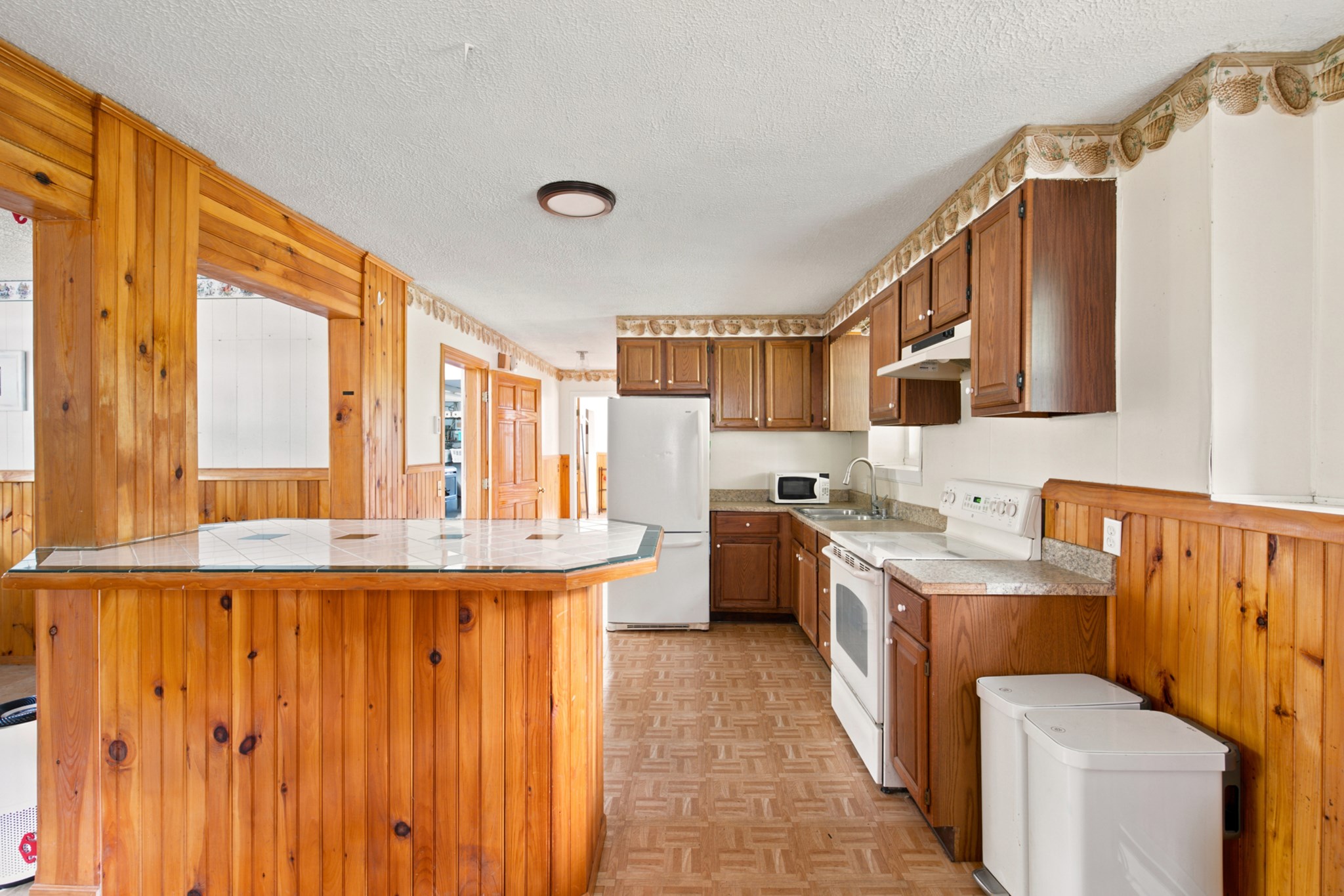 19 Sawdy Pond Avenue