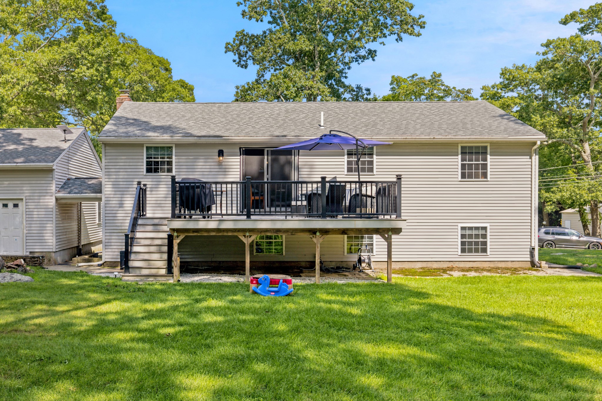 19 Sawdy Pond Avenue