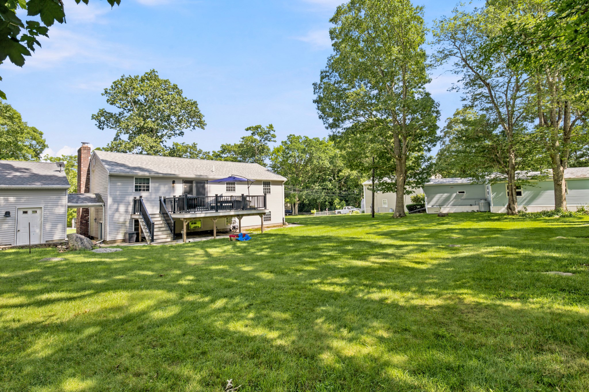 19 Sawdy Pond Avenue