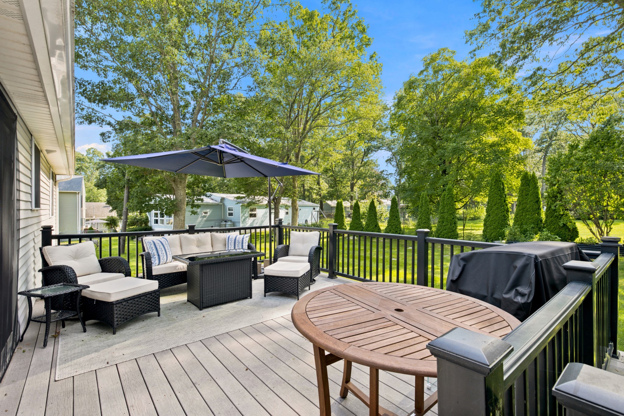 19 Sawdy Pond Avenue