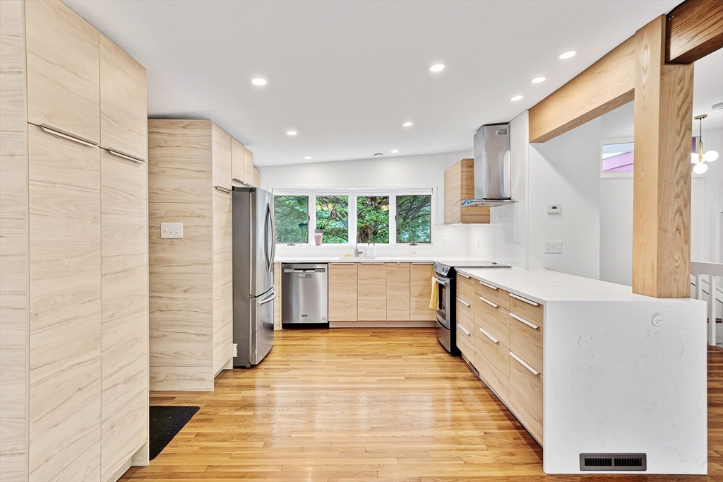 8 Patterson Rd # 8