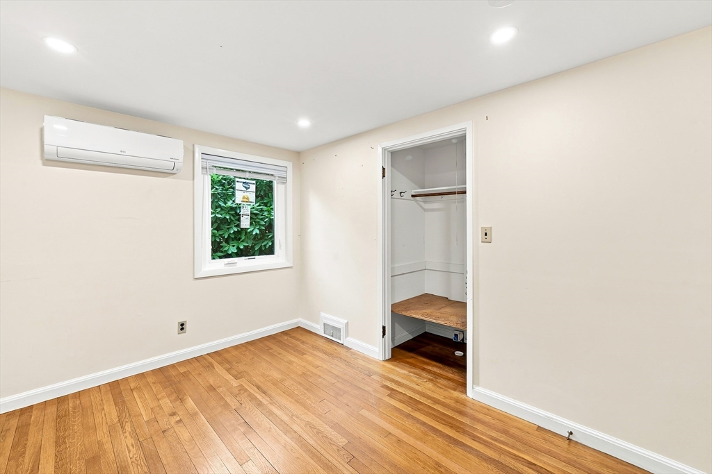 8 Patterson Rd # 8