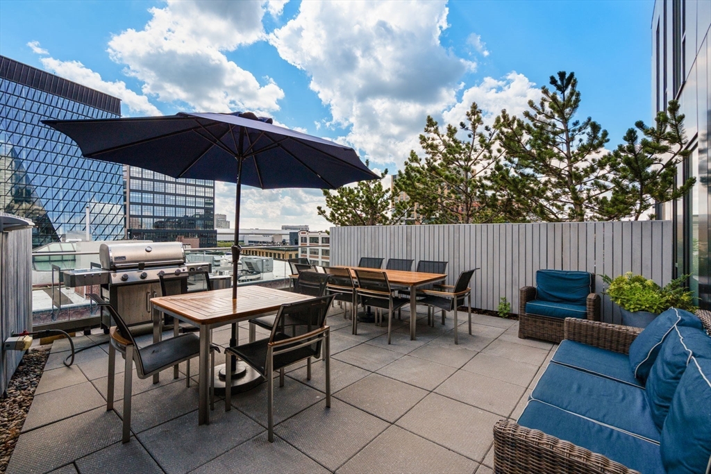 346 Congress Street # 608