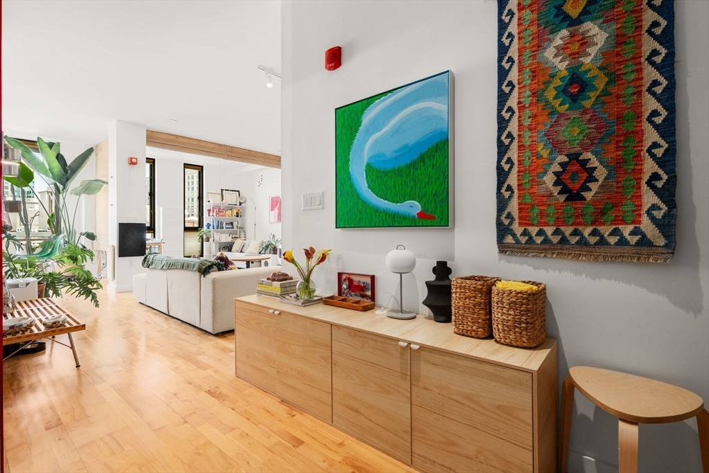346 Congress Street # 608