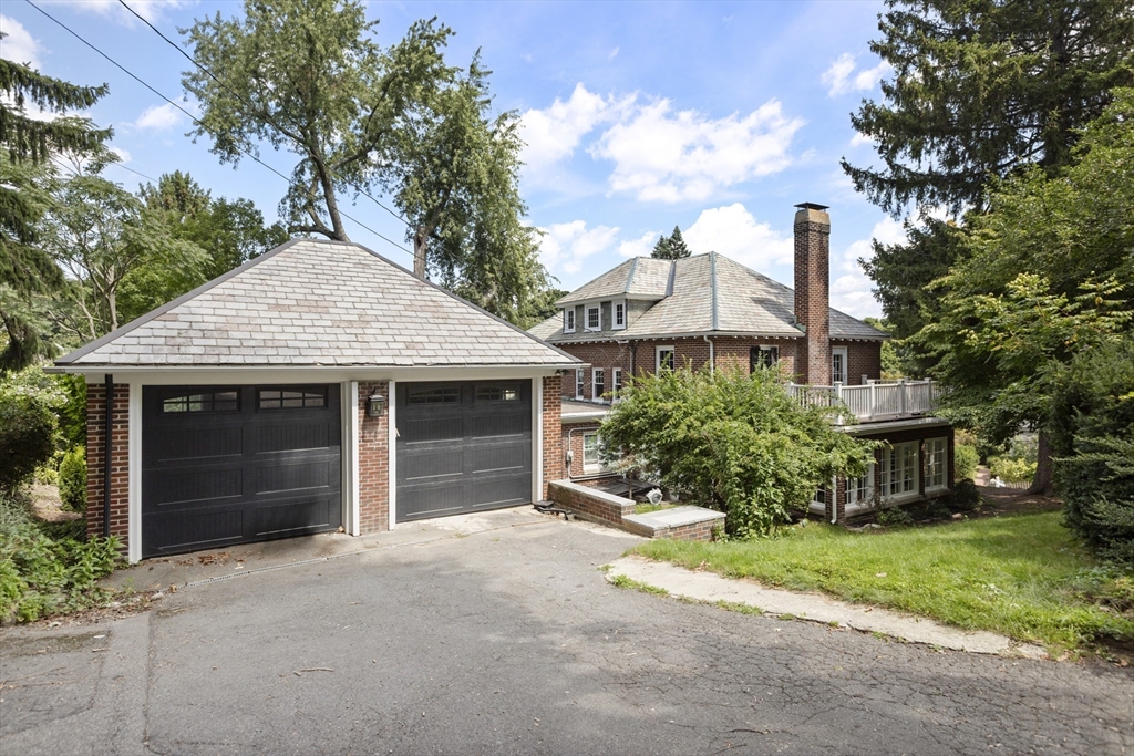 5 Moss Hill Rd