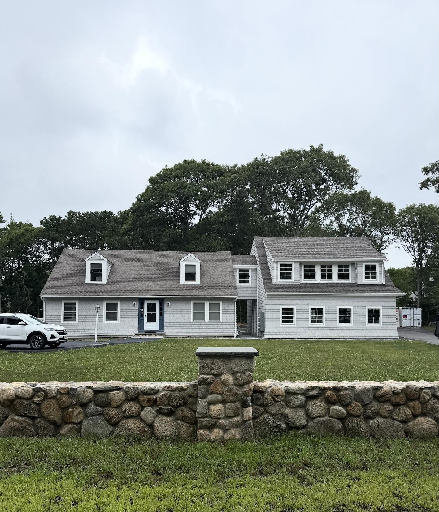 4 Edgerton Dr