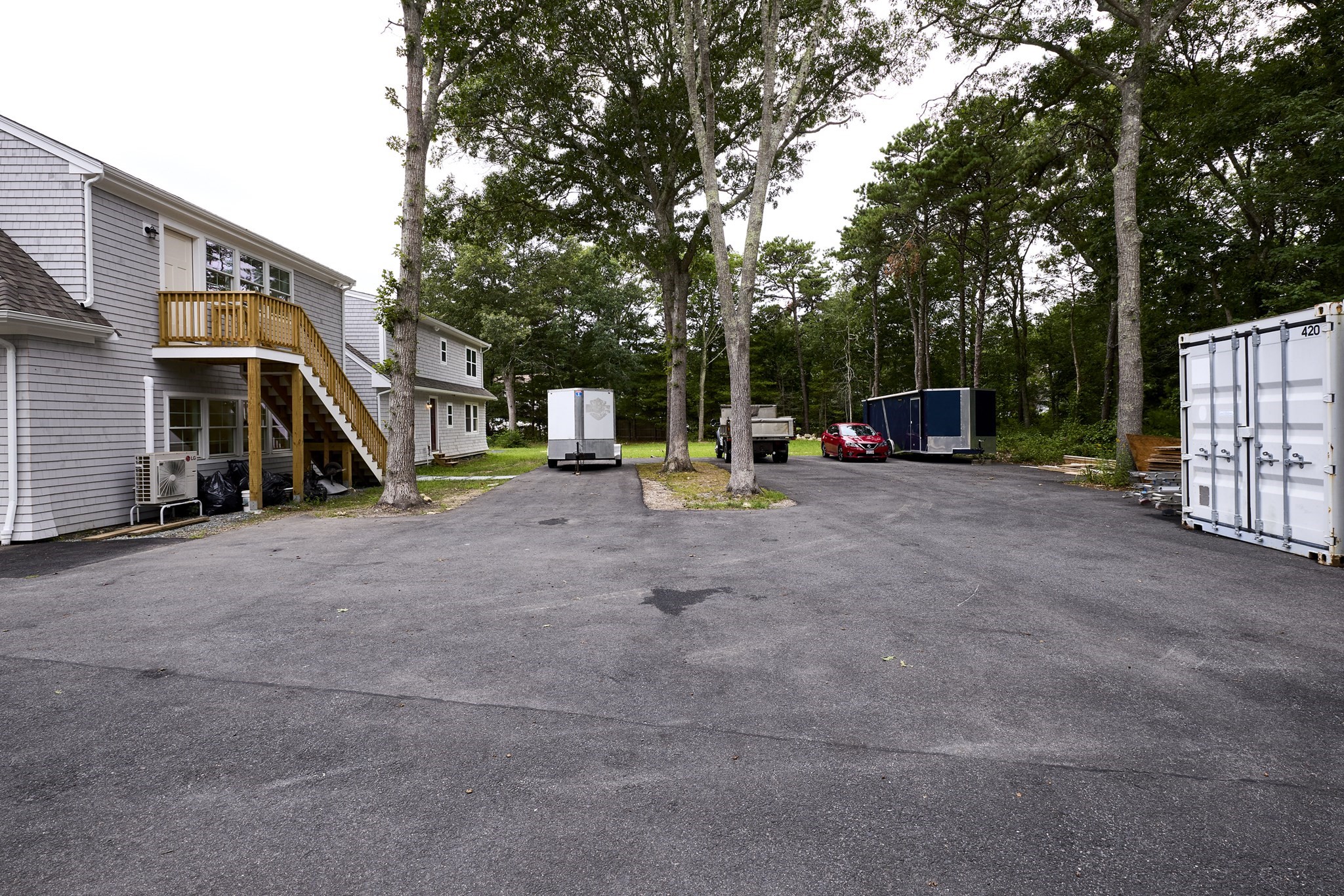 4 Edgerton Dr