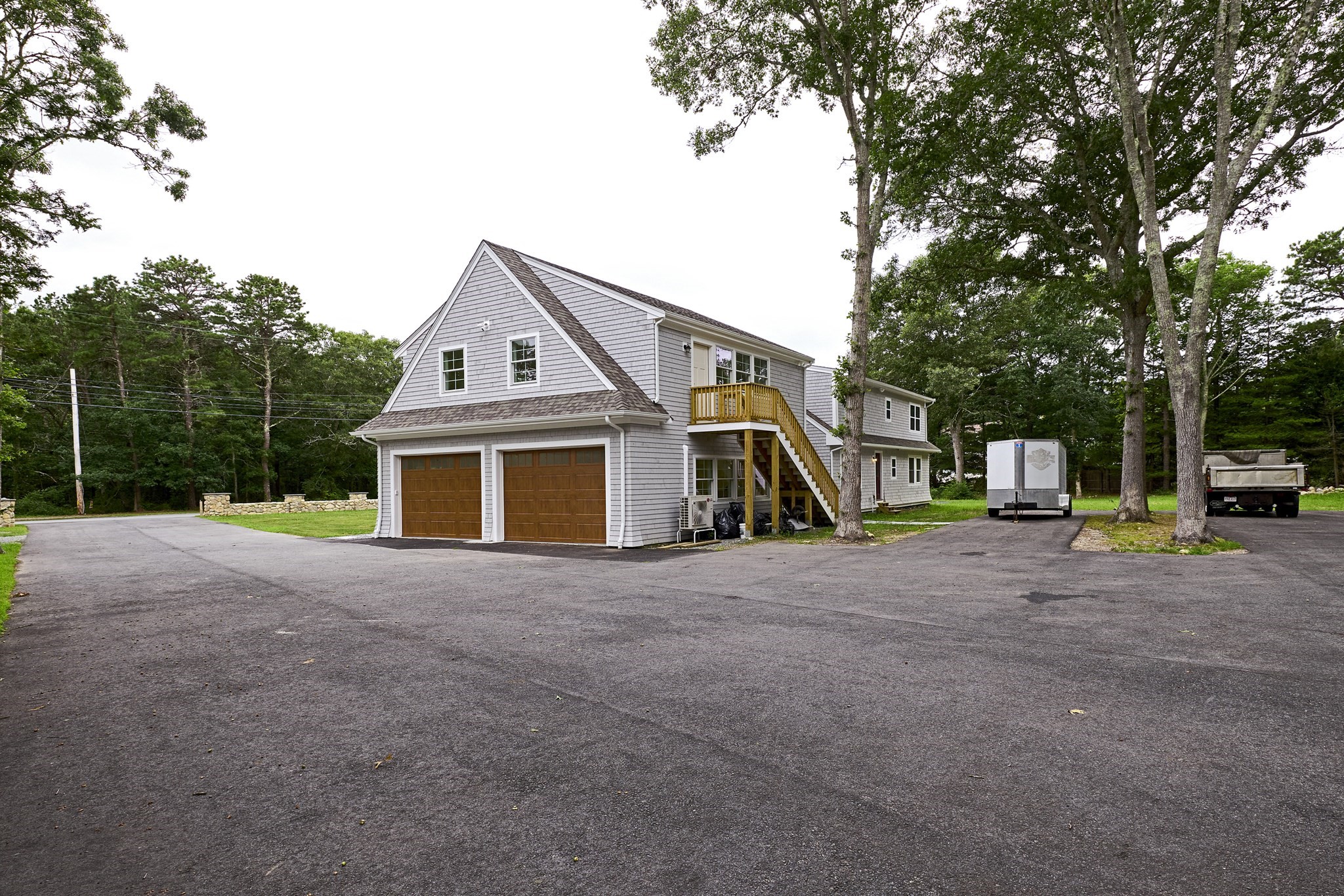 4 Edgerton Dr