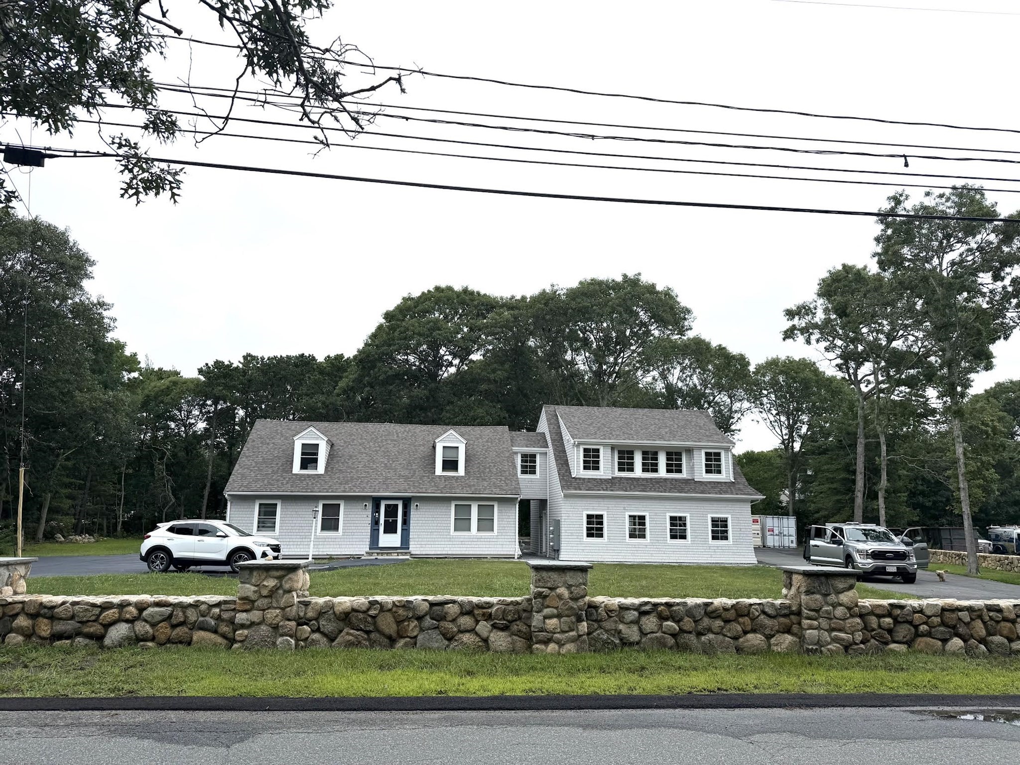 4 Edgerton Dr