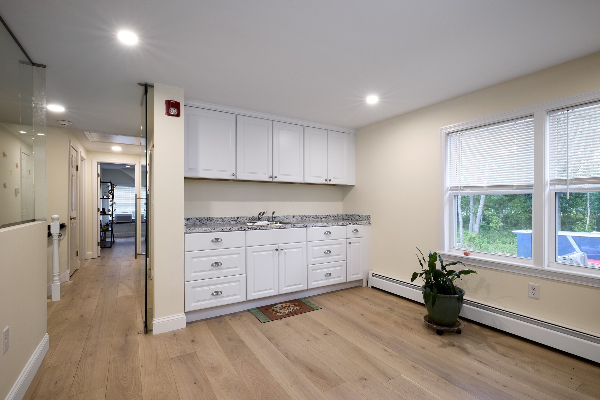 4 Edgerton Dr
