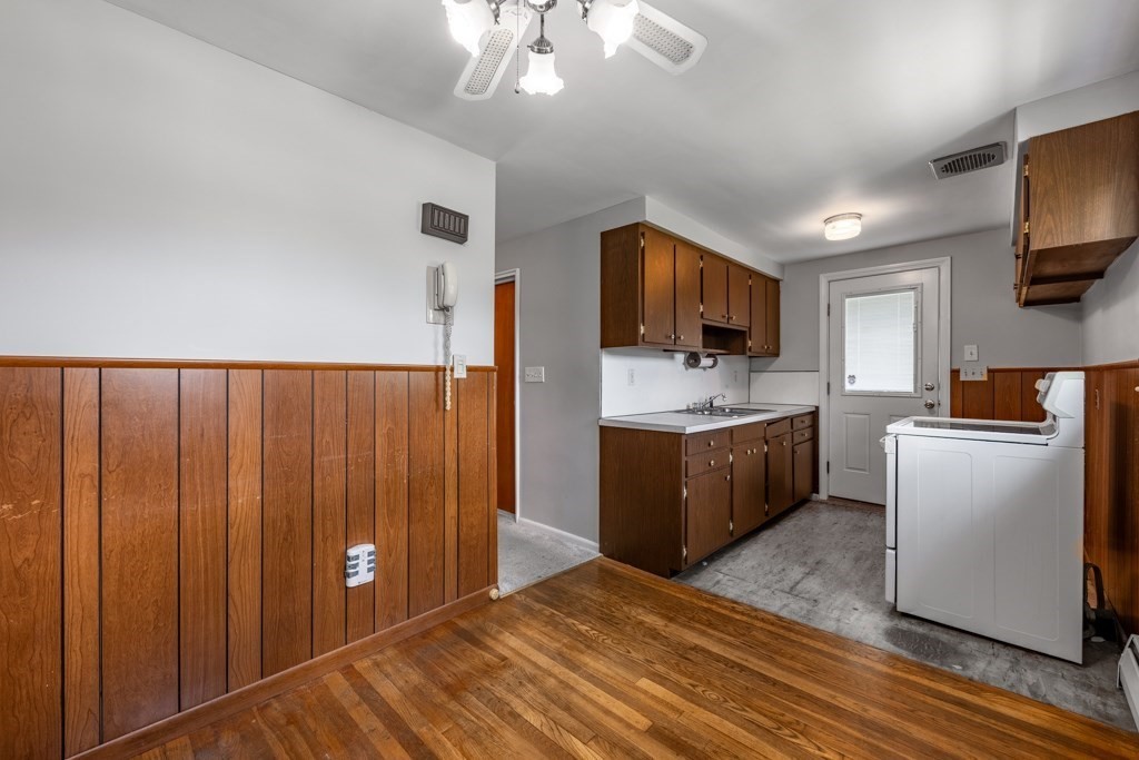 31 Anna Rd