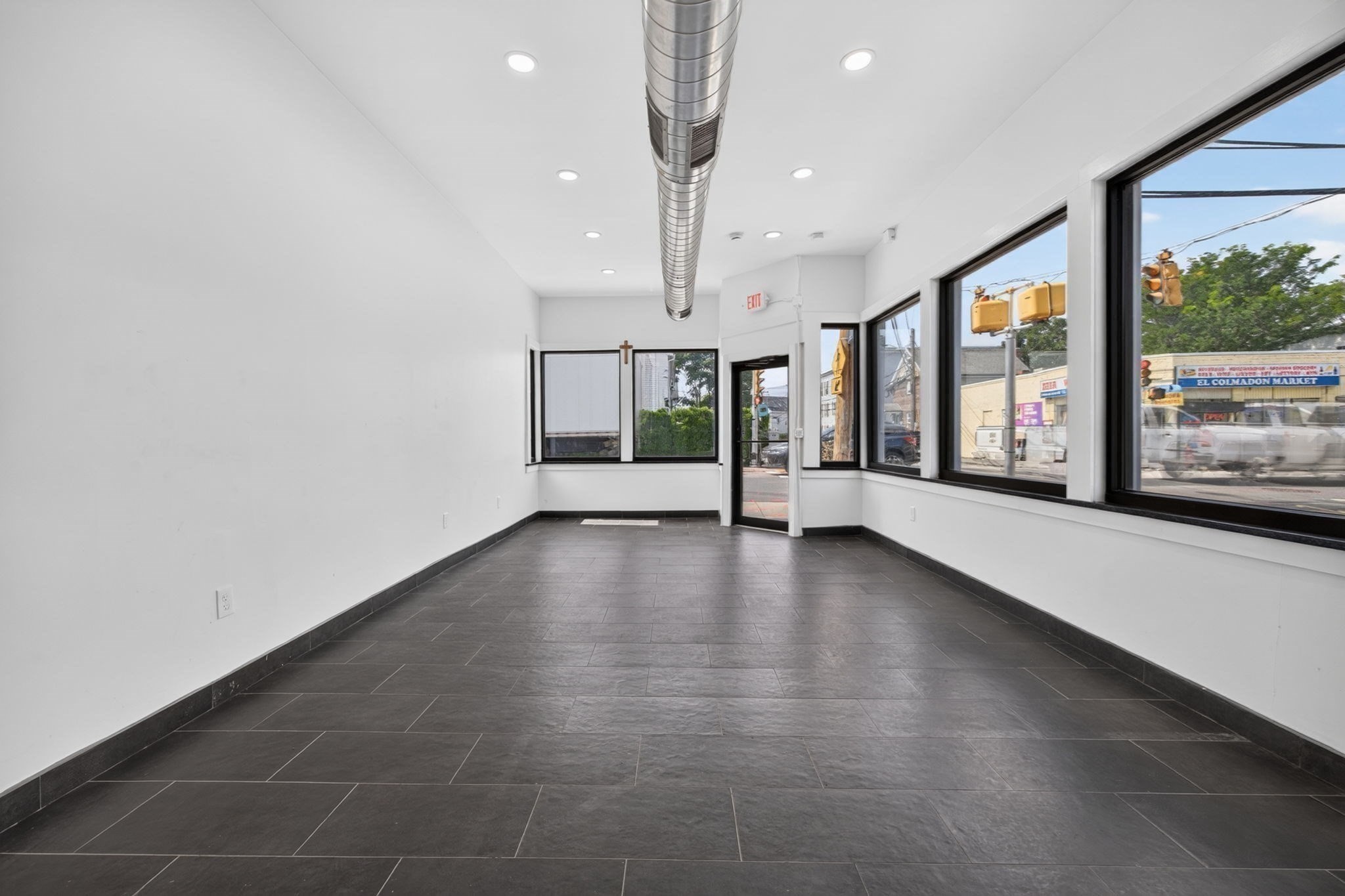 61 Franklin St