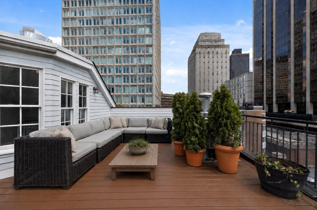 31 Bowdoin St # 4