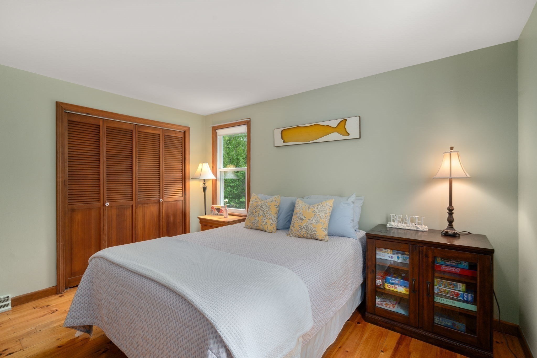 24 E Harbor Dr