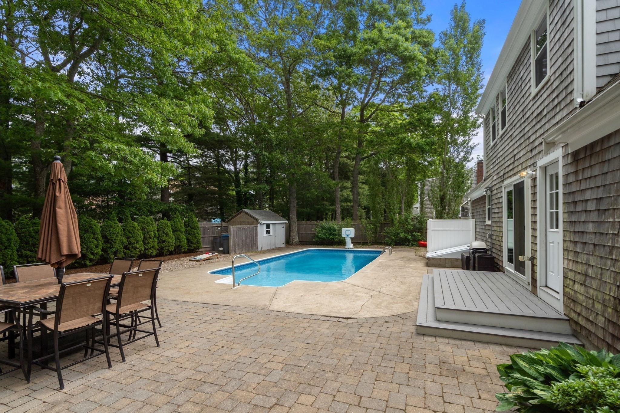 24 E Harbor Dr