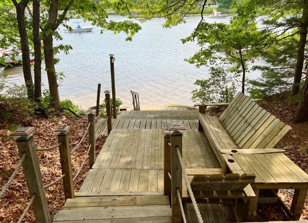24 E Harbor Dr