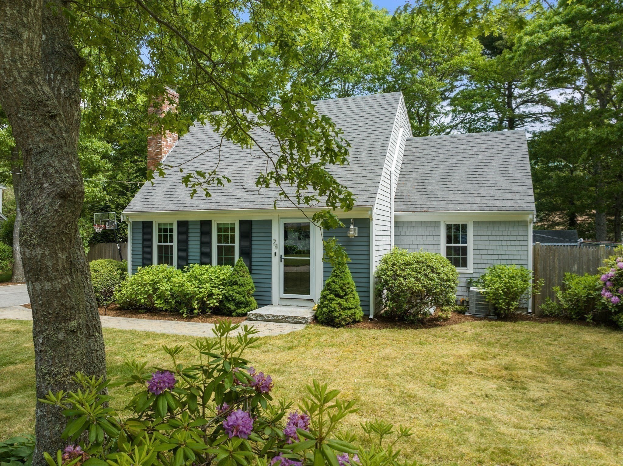24 E Harbor Dr