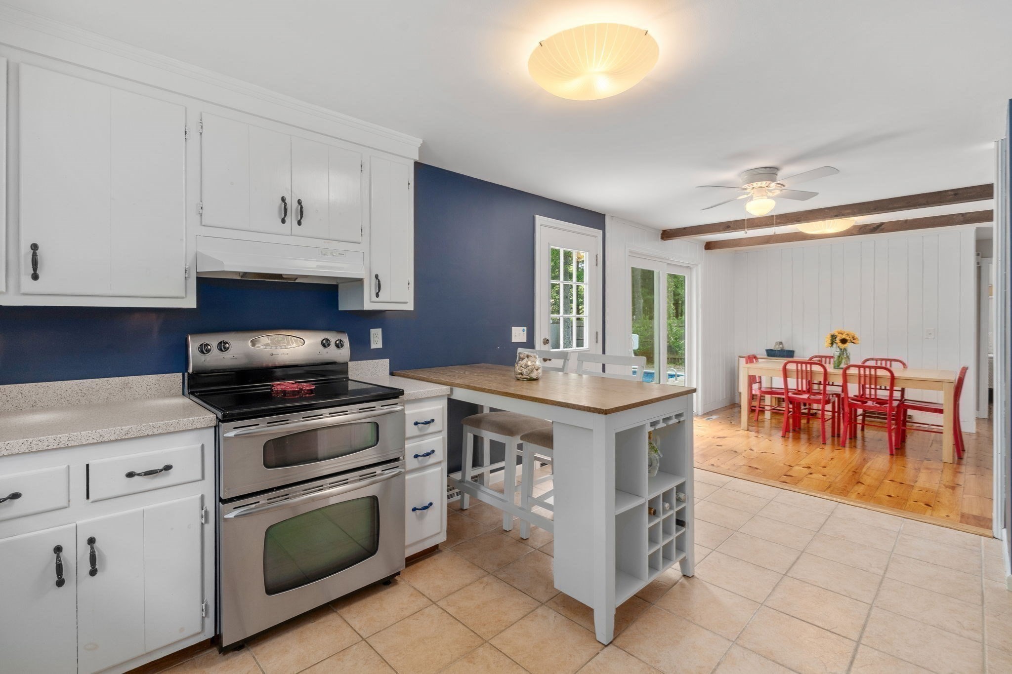 24 E Harbor Dr