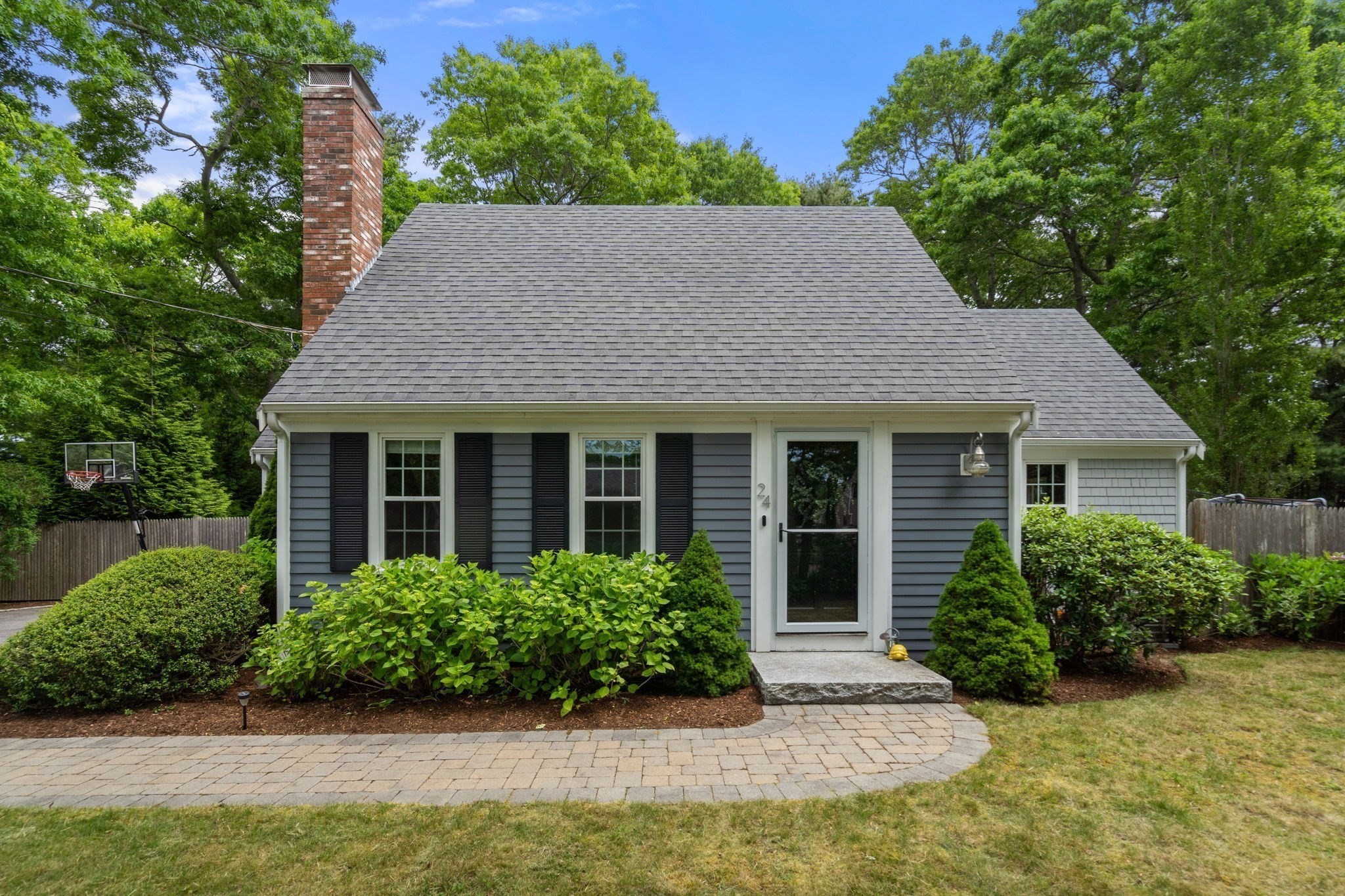 24 E Harbor Dr