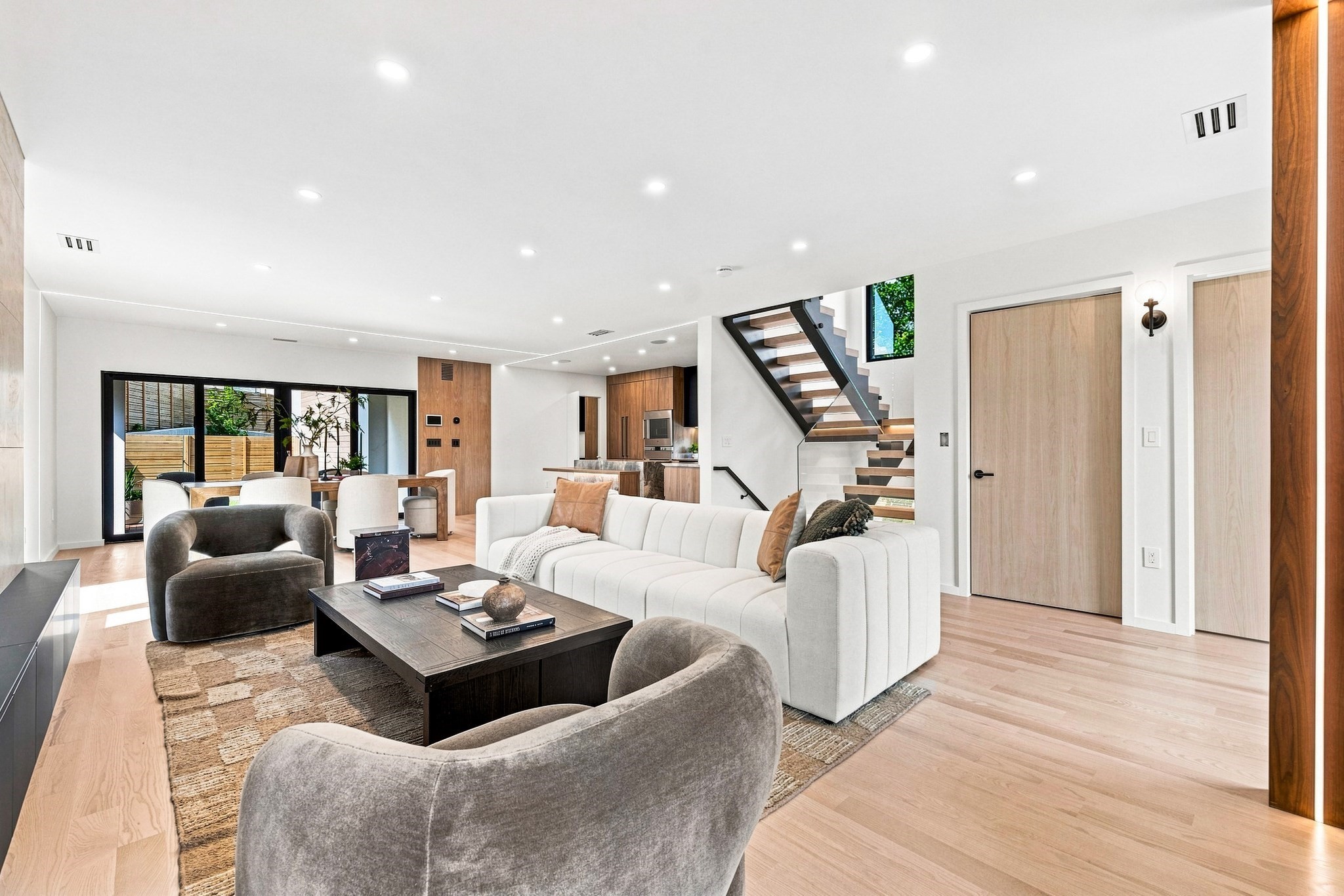 65 Commonwealth Avenue